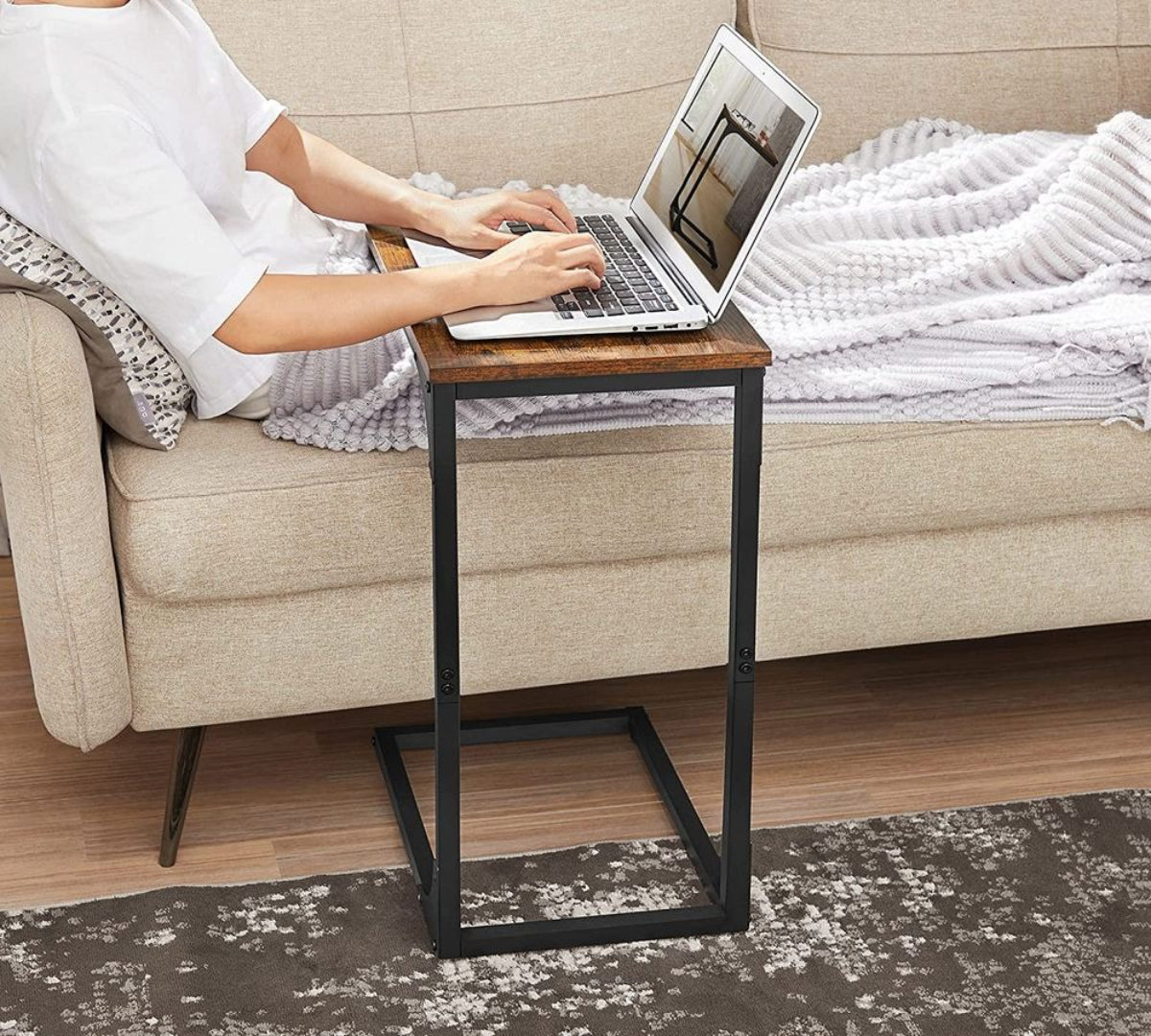 C-Shaped End Table For Sofa With Steel Frame