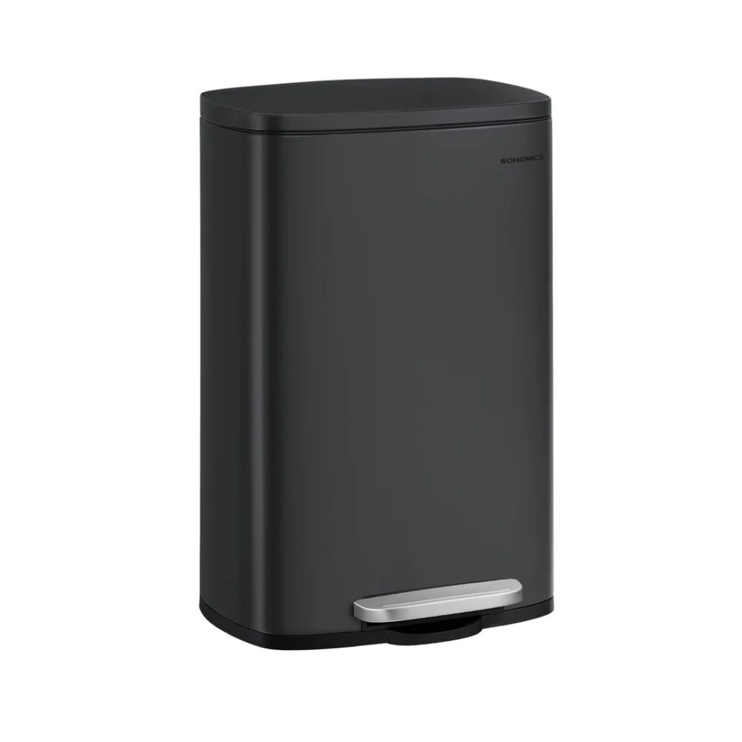 13-Gallon Stainless Steel Step Trash Can with Soft-Close Lid – product view 2 | Ridgefield New York