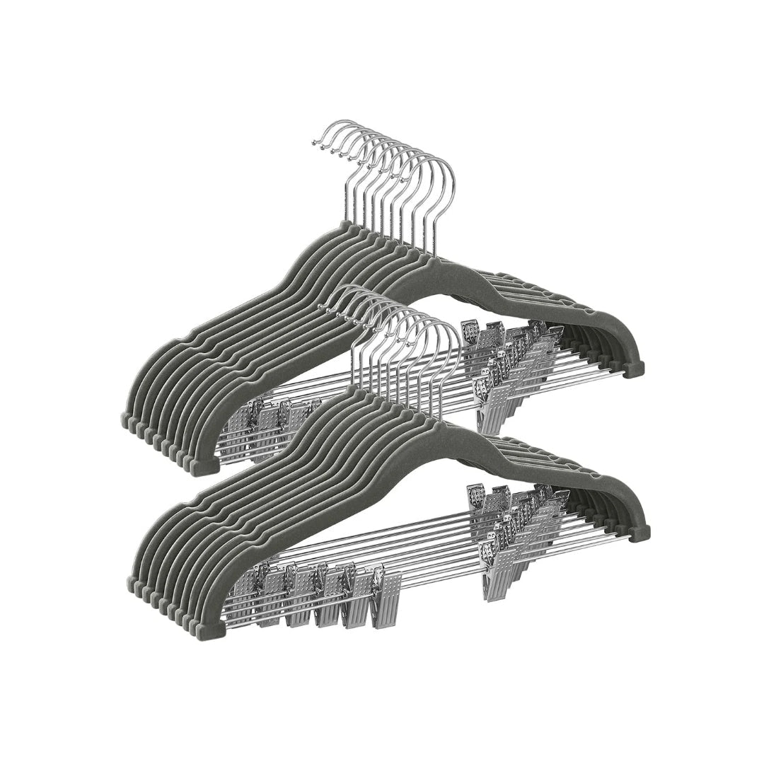 Velvet Pants Hangers With Adjustable Clips Set – product view 2 | Ridgefield New York